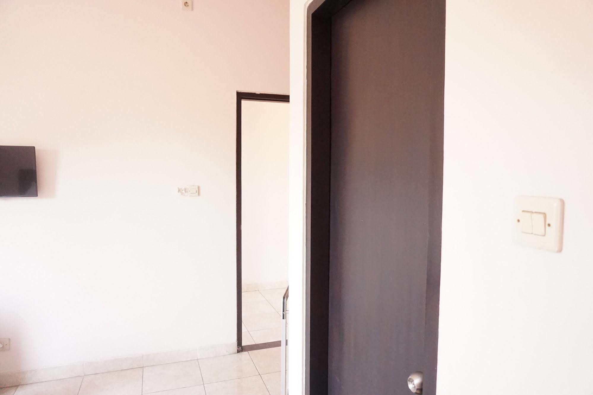 Cameng Homestay Denpasar Kültér fotó
